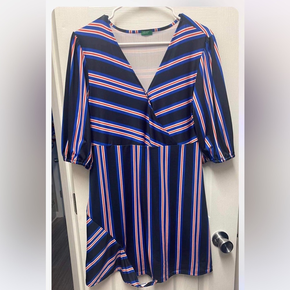 Women’s dress